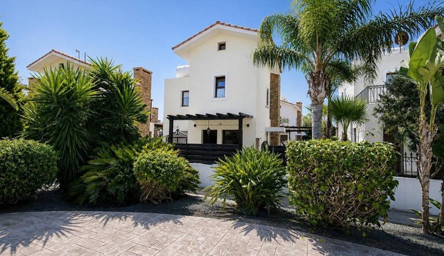 Villa Saint Nicholas by Ezoria Villas