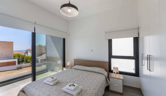 Villa Yria – Modern Comfort in the Heart of Coral Bay in Peyia Paphos