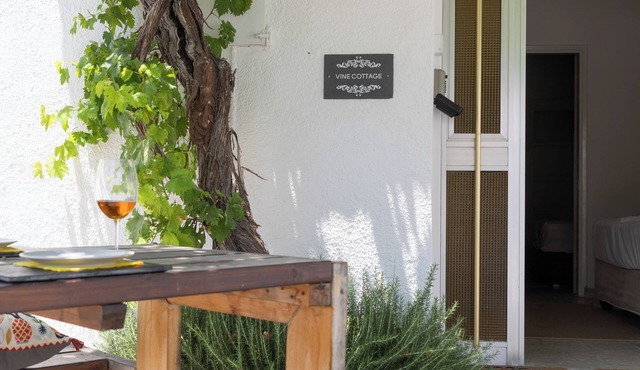 VINE COTTAGE Cyprus · Limassol Vine cottage| Akrotiri Seaside Retreat in Ağrotur