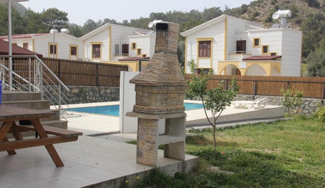 Woodland Oray Apart Otel in Kyrenia