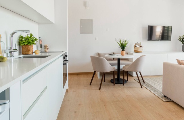 Sanders Armonta - Cute Studio w/ Balcony in Limassol