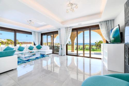 Serenity Seafront Villa 