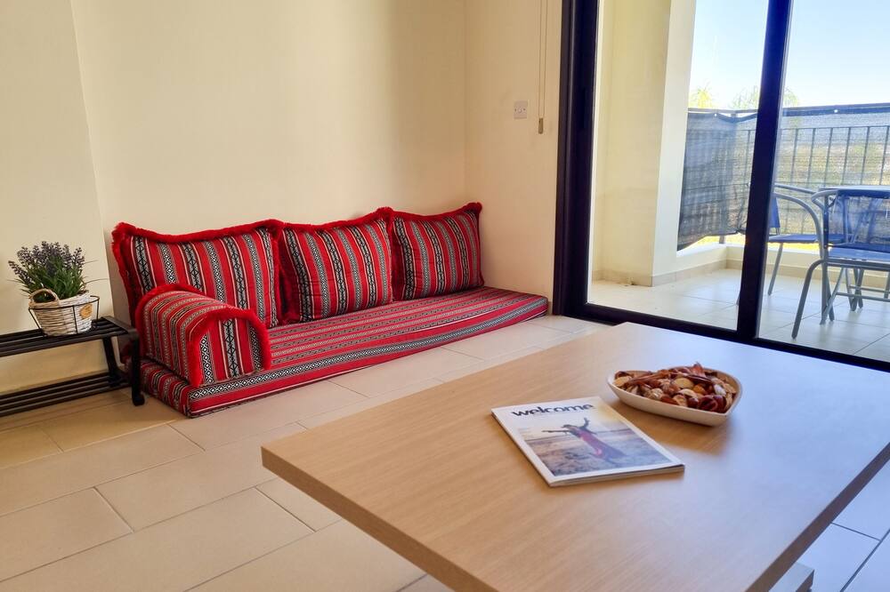 Tersefanou Apartment | The Lob Star Apartment
