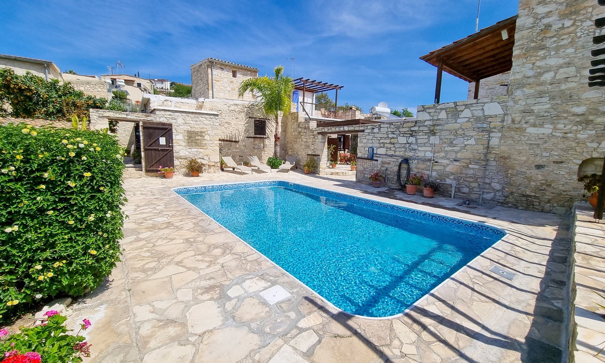 Skarinou Apartment | Aphrodite Romance Apartment