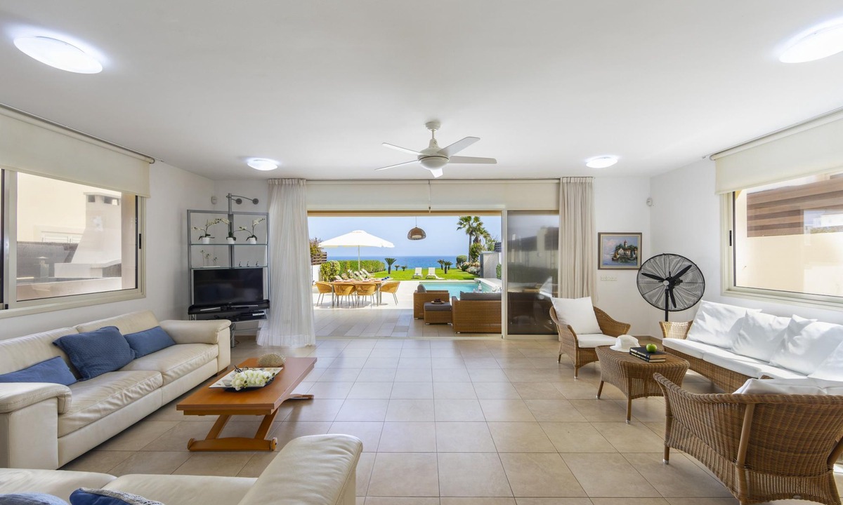 Kapparis Villa | Protaras Beachfront Villa Pietra