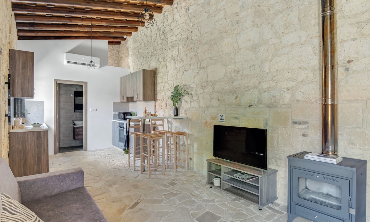Vasa Koilaniou Apartment | Sanders Andre Marie - Nice Studio w Shared Garden