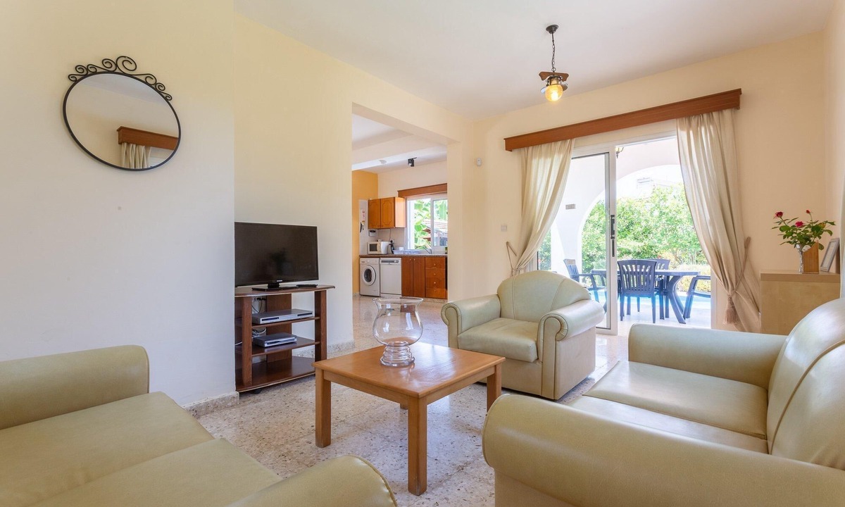 Polis Villa | Sun Beach Villa Thio Large Private Pool Walk to Beach A C Wifi Car Not Required - 2840