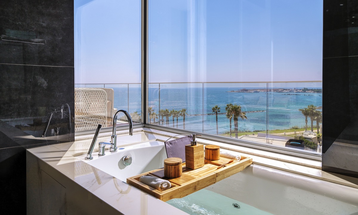 Paphos Hotel | Amavi, MadeForTwo Hotels - Paphos