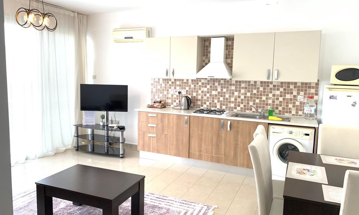 Kyrenia Apartment | Fabulous apartment near sand beach!