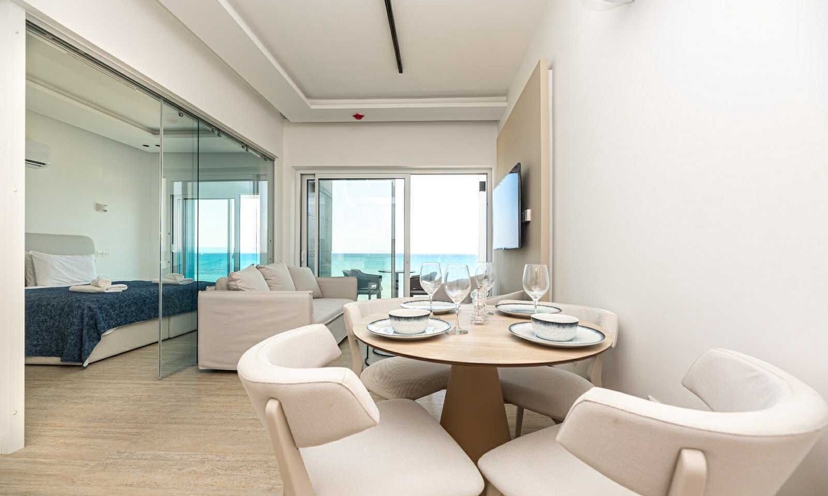 Larnaca Hotel | Dinglis Beach Hotel Apartments