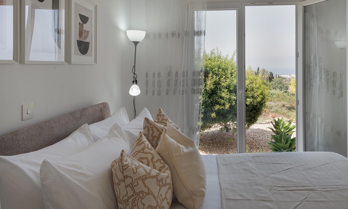 Chlorakas Apartment | Phaedrus Living: Seaview Hilltop Maisonette