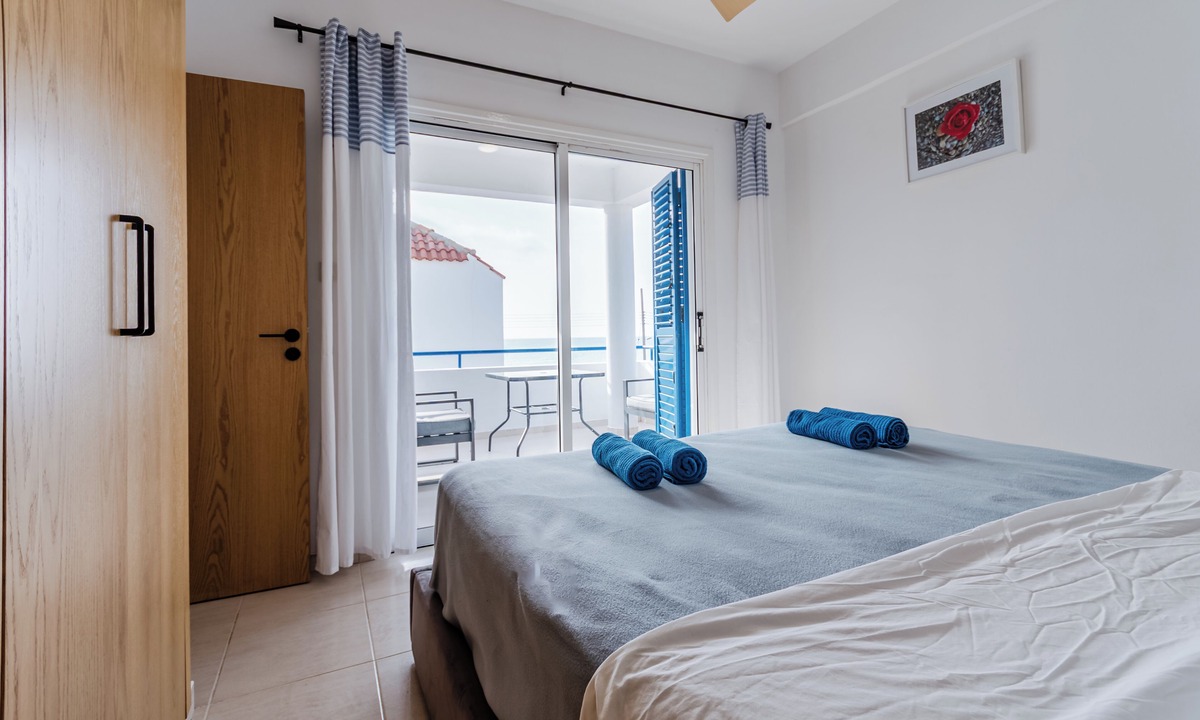 Agios Theodoros House | Seaview Sanctuary House