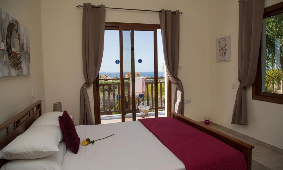 Peyia Town Villa | Villa Sunlove in Peyia