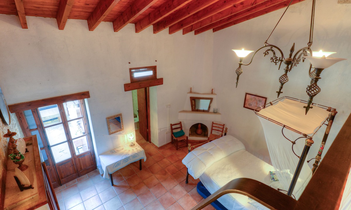 Lofou House | Komi Lofou Traditional House