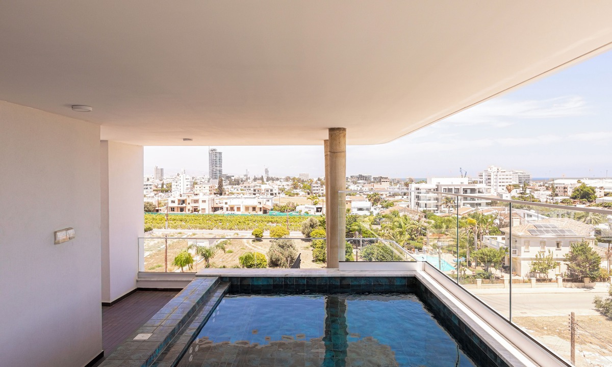 Limassol Apartment | YAMAS Urban Living Platinum 77 Penthouses