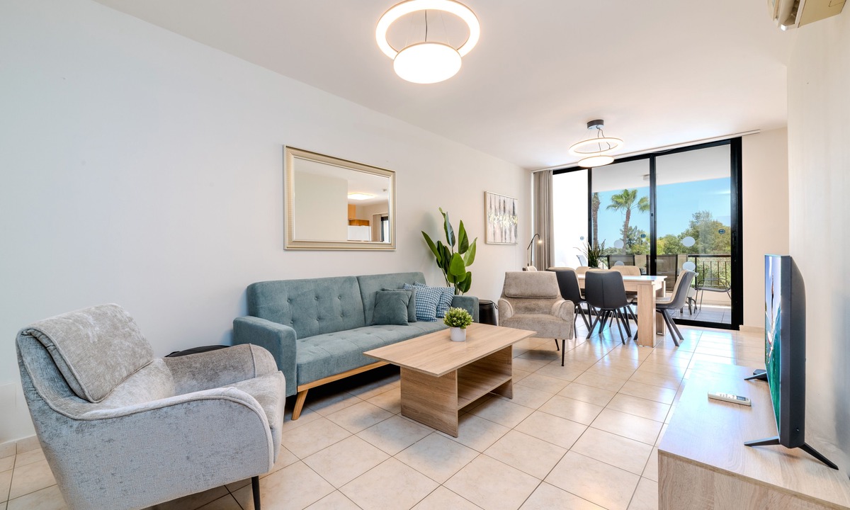 Oroklini Apartment | Oroklini - Perfectly overlooking the pool