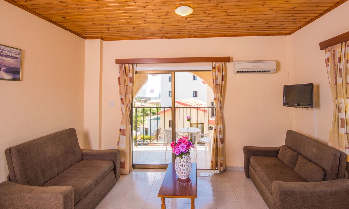 Pernera Apartment | Windmills Hotel Apartments