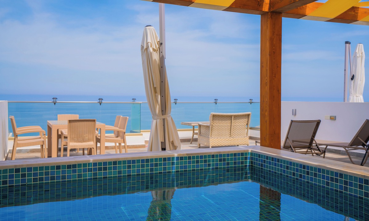 Esentepe Apartment | I7 Lighthouse Apartment with Private Pool