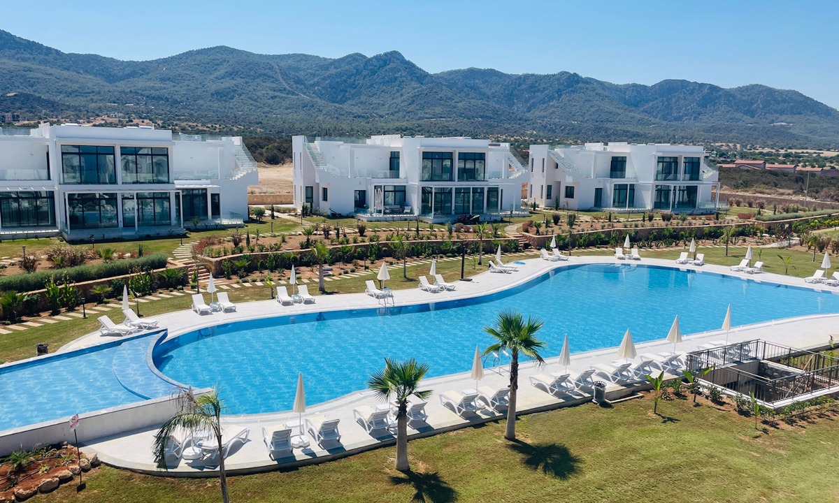 Tatlisu Apartment | 15-2 The Resort Family Apartment with Pool View