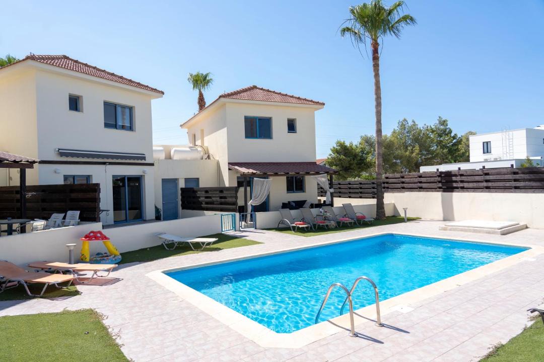 Pyla Villa | Vill Paradise Pyla- 3 Swimming Pool Larnaca