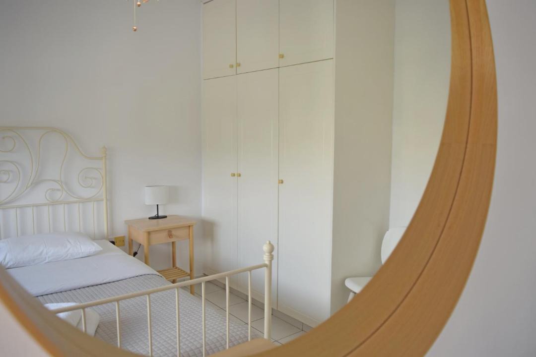 Universal Apartment | IRIS VILLAGE, NEAR KINGS AVENUE MALL - By NOMA STAYS Cyprus