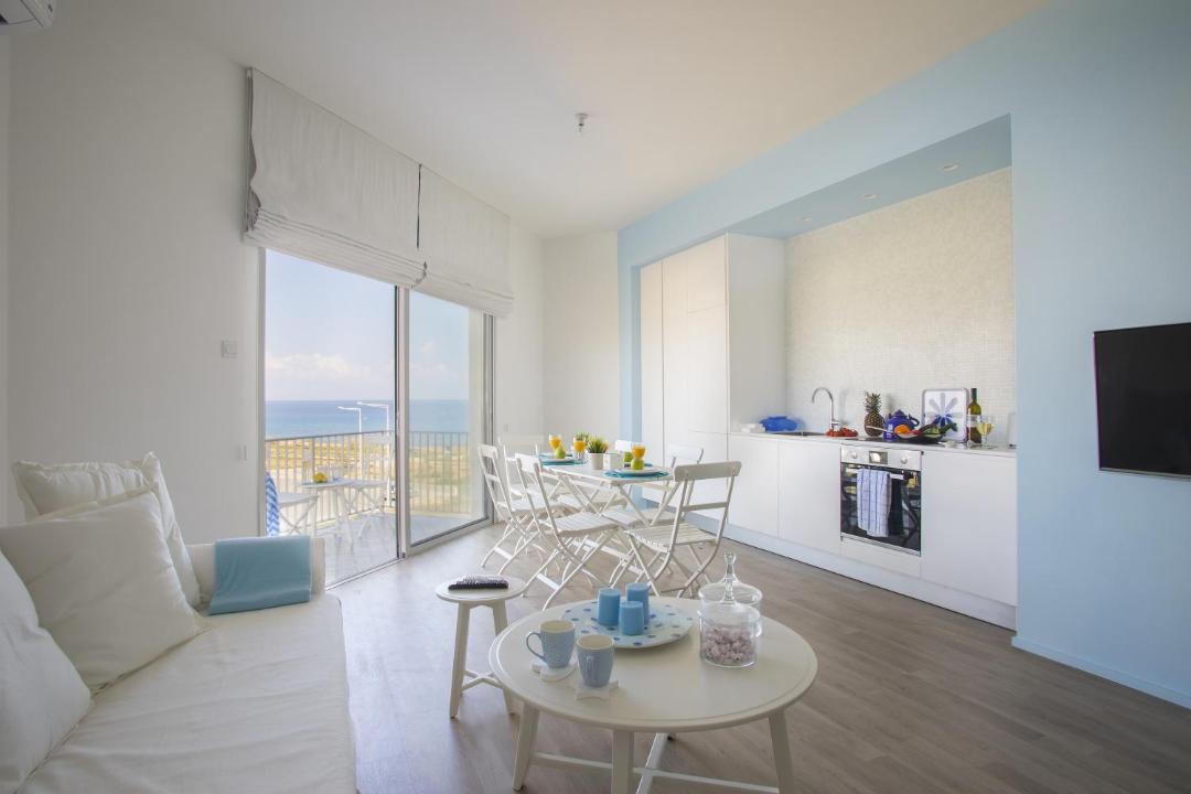 Pernera Apartment | Azure Beachfront Suite