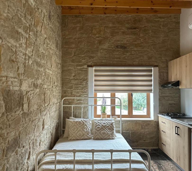 Tochni Apartment | Stone Nest