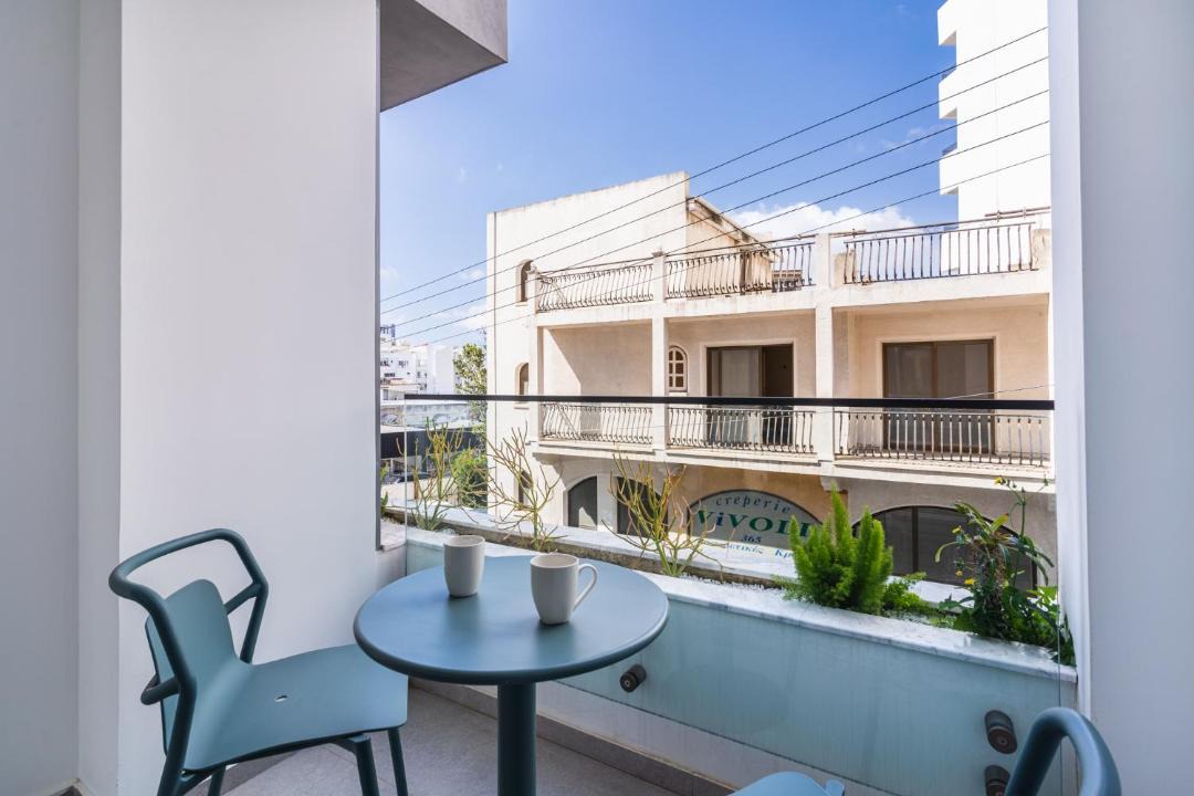 Larnaca City Centre Apartment | C-Side Deluxe Studios with Balconies in Finikoudes