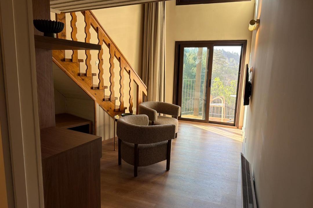 Spilia Hotel | Pine Inn