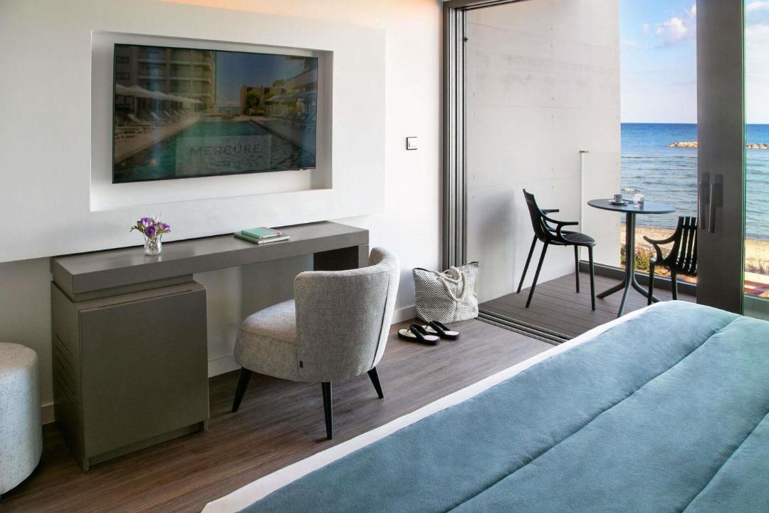 Oroklini Hotel | Mercure Larnaca Beach Resort