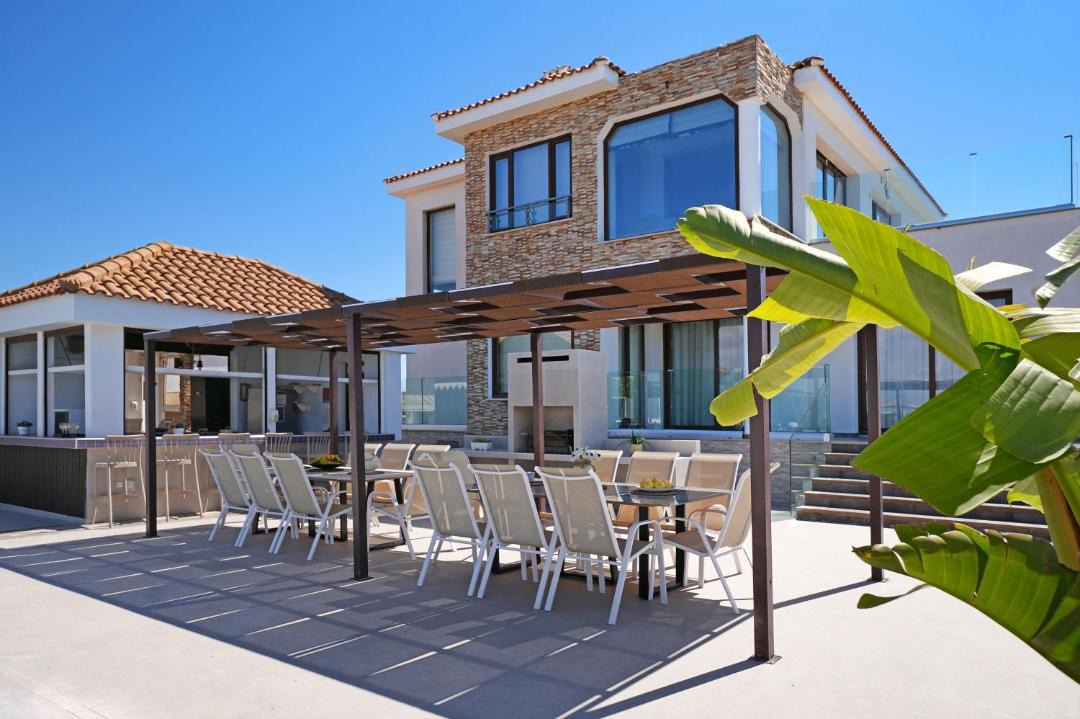 Cape Greko Villa | Cape Serenity Mansion