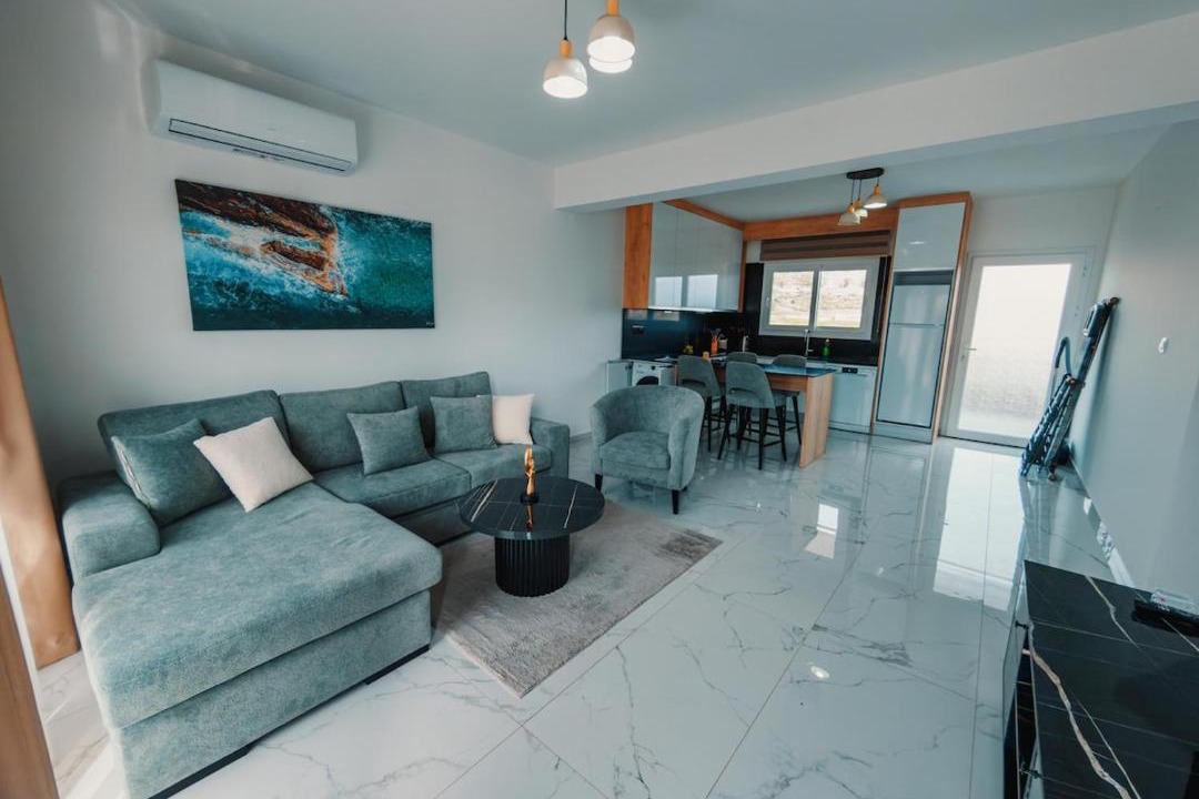 Gastria Apartment | Chic Sunset Apartment with Terrace