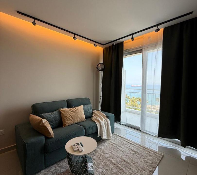 Historical Center Apartment | SEAFRONT 1BDR, Panoramic views, central Marina