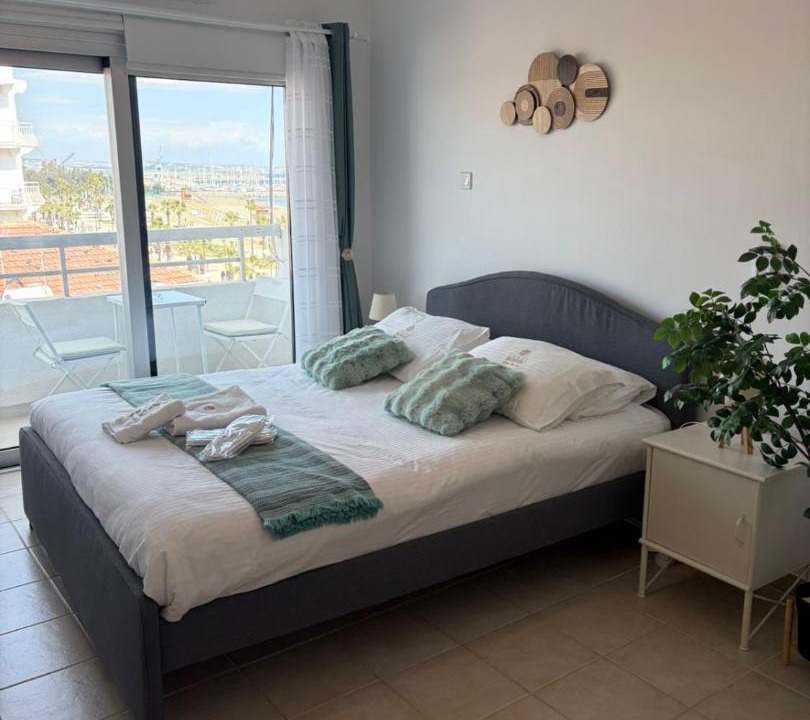 Larnaca City Centre Apartment | Lazuli Sea View Beachfront - Ap Finikoudes