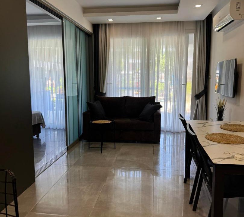 Trikomo Apartment | Wakacyjny apartament w Courtyard Long Beach Holiday Resort