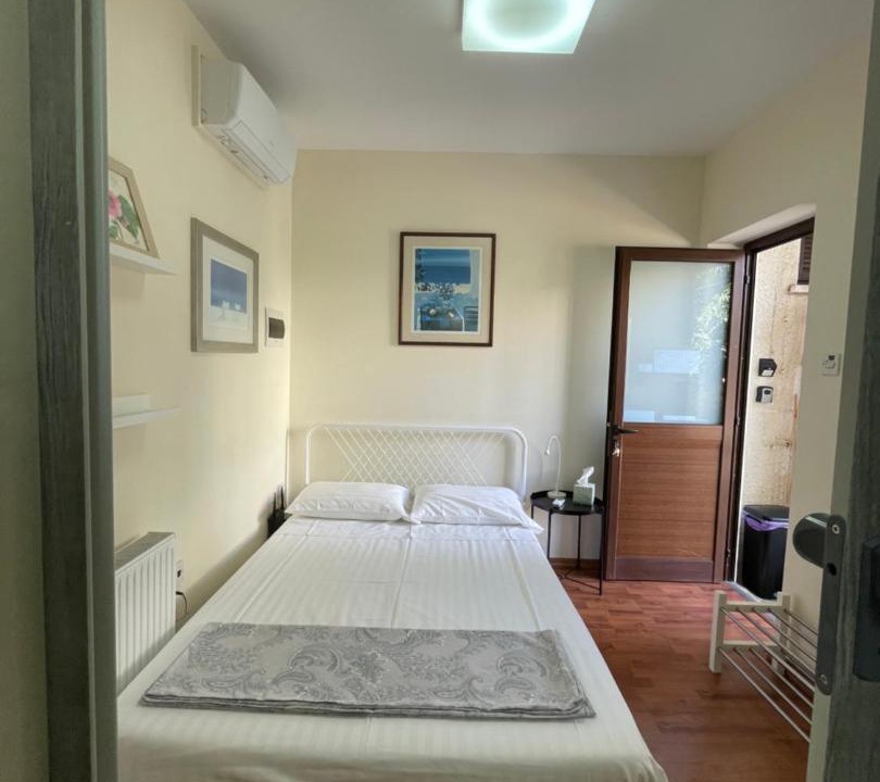 Larnaca Apartment | Yard room with private entrance