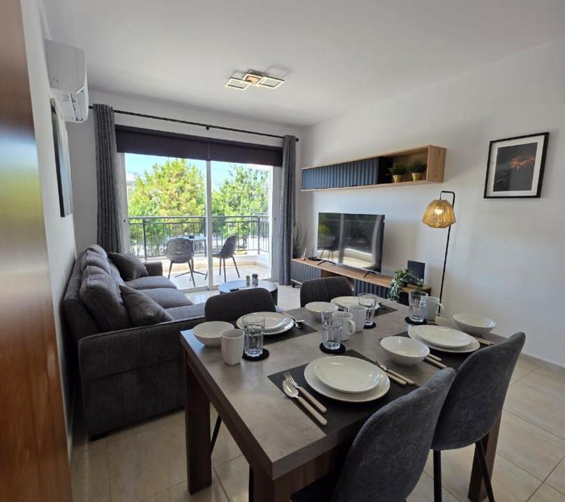 Universal Apartment | Ithaki Garden Cozy 1BR Apartment Universal