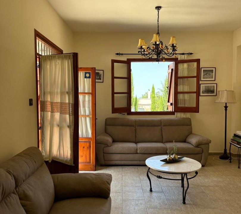 Kathikas House | Villa Saint George - Stone Costa