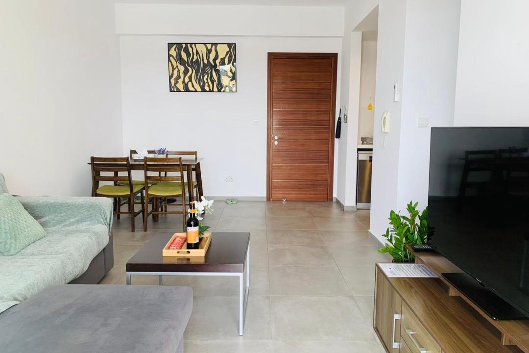 Universal Apartment | Elysia Park B7- 2 Modern Bedrooms Apartment , Pool, Gym, City Center