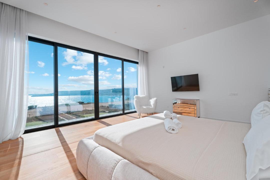 Cape Greko Villa | Periyiali Konnos Villas Beach Resort