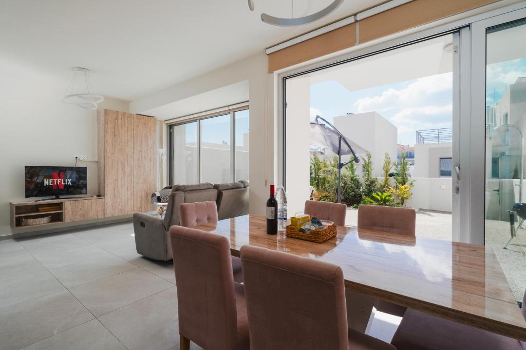 Kapparis Apartment | NEW 2Br Maisonette in Luxury Resort Pool Beach