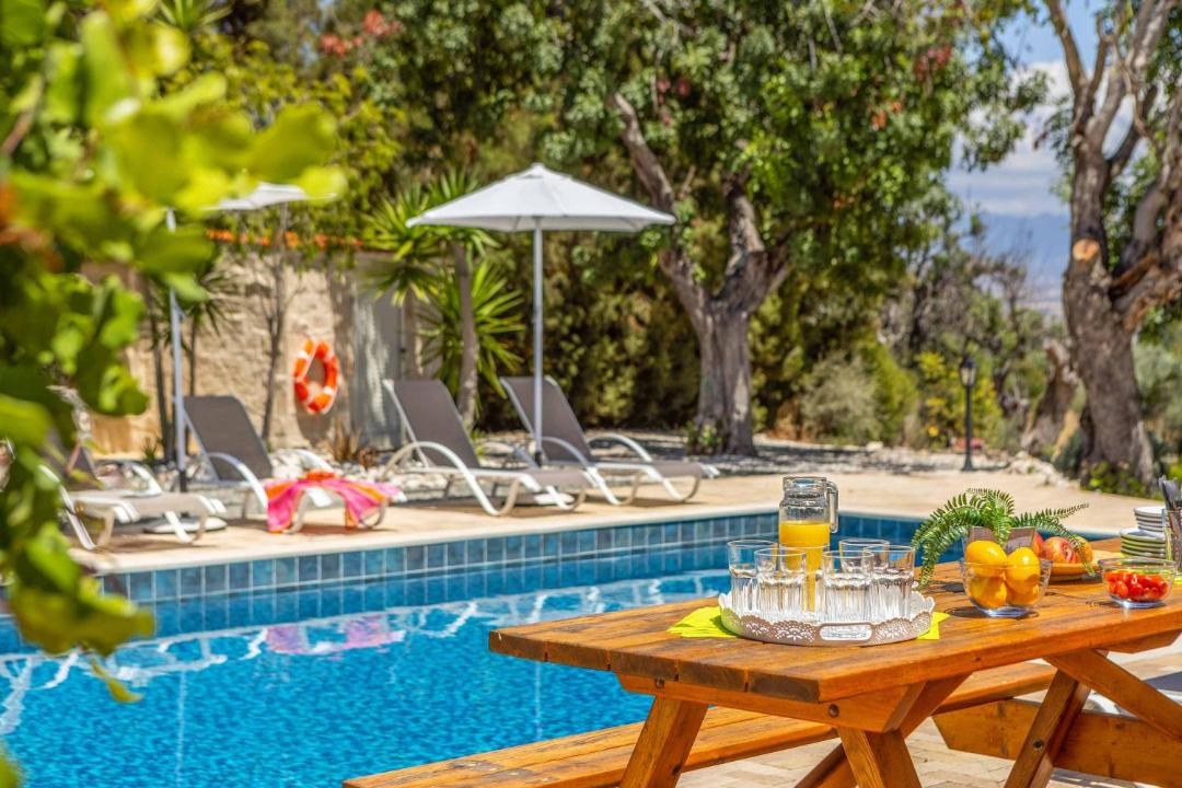 Latchi Villa | Villa Meadowlands