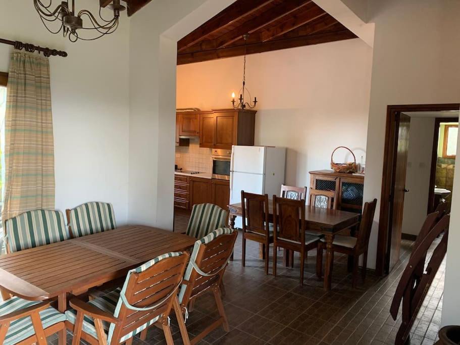 Vasa Koilaniou House | Mountain View! Cosy life