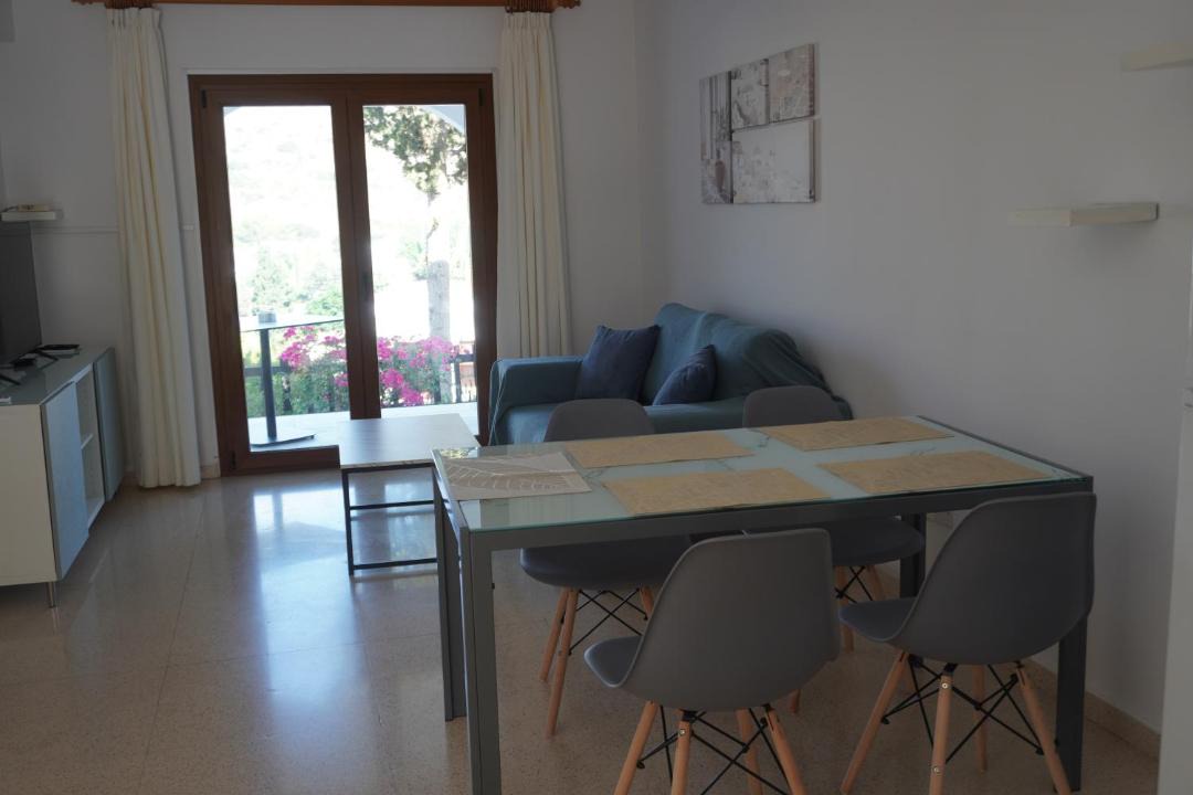 Pissouri Apartment | Skeleas Apartments