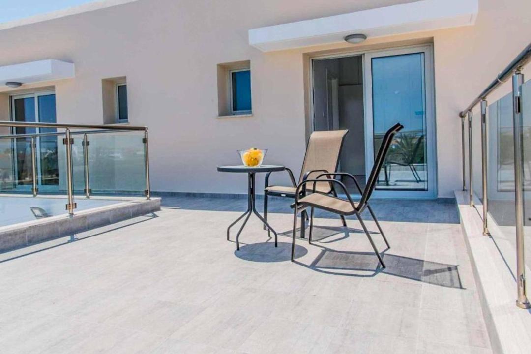 Pegeia Villa | Demitrios Vine