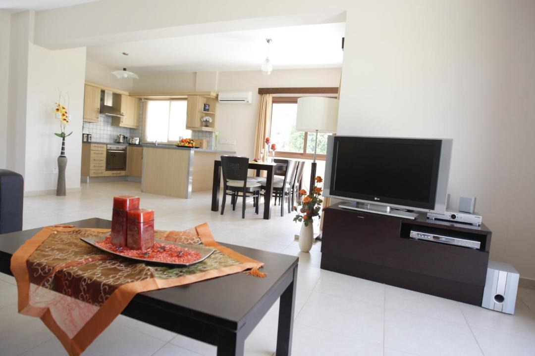 Pissouri Villa | A three-bedroom villa with a private pool and landscaped garden Wi-Fi