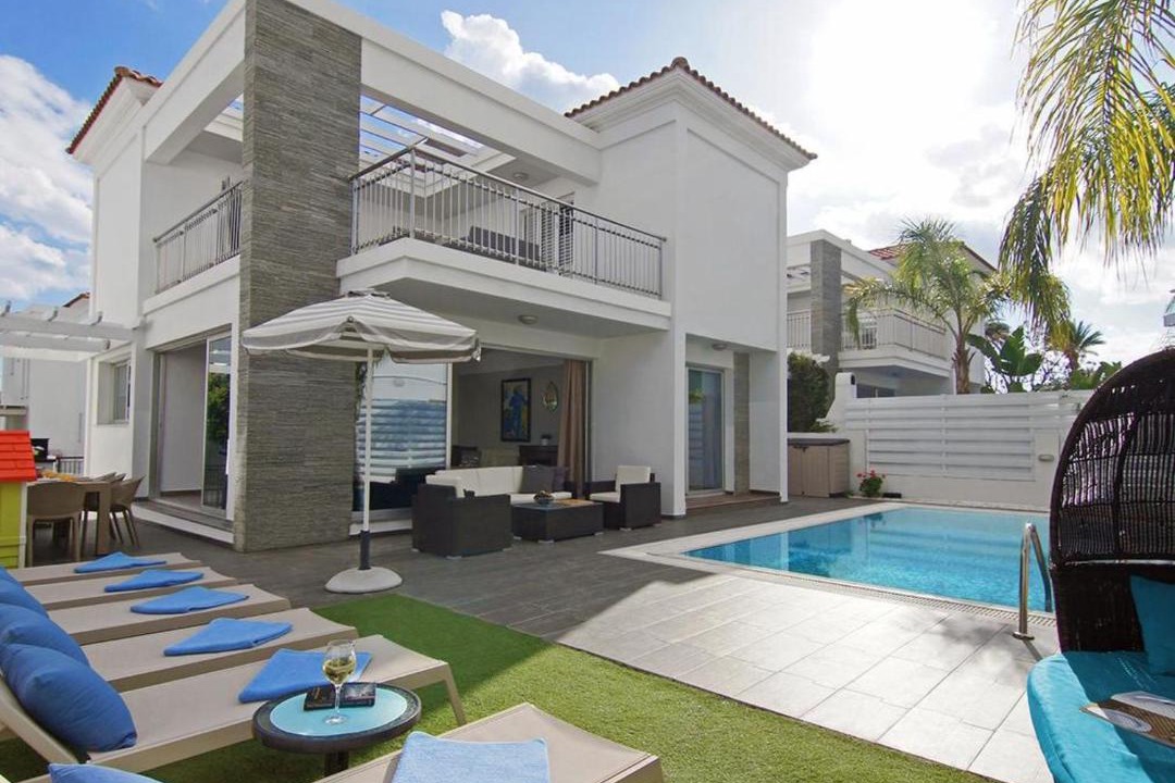 Pernera Villa | Villa angellina