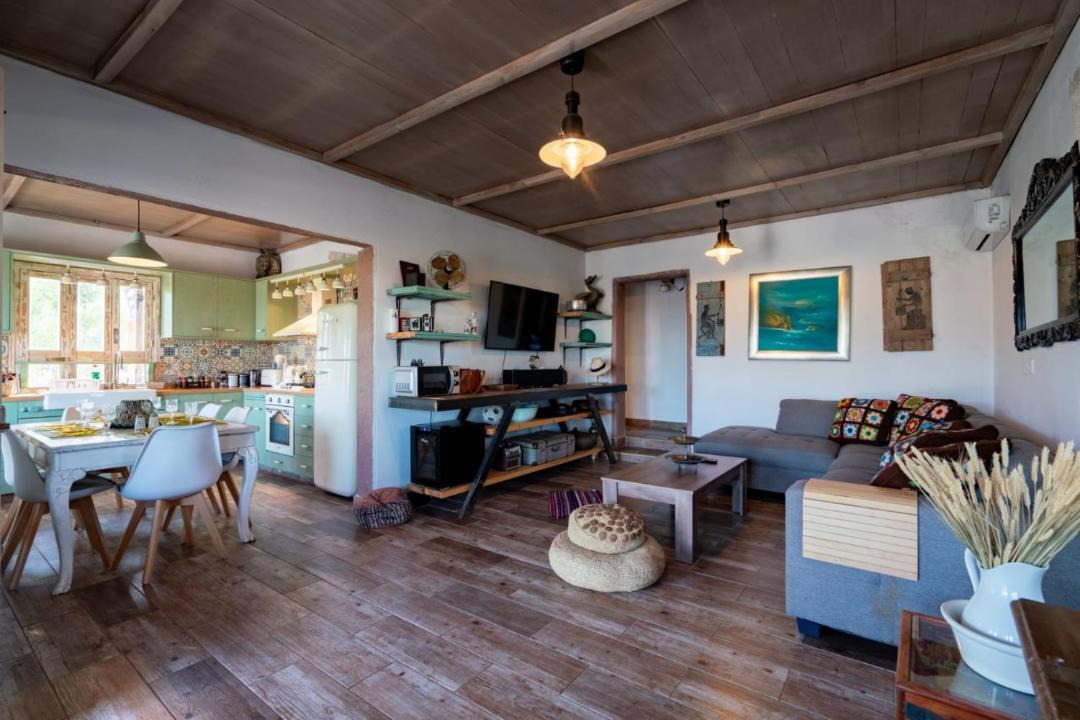 Silikou House | Rozana House