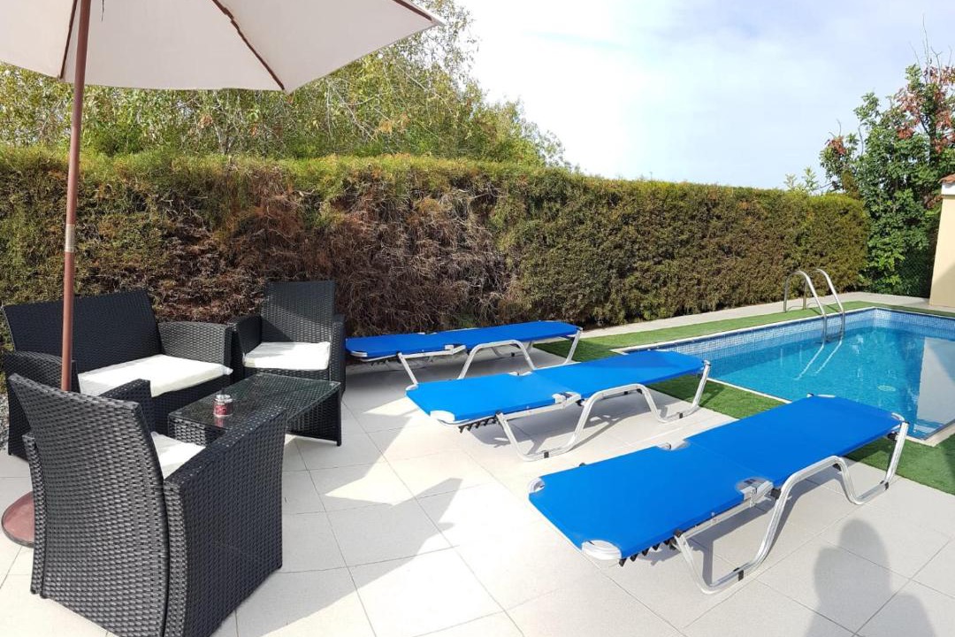Mesogi Apartment | Paphos Apartment with Private Pool