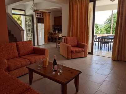 Kathikas Villa | VILLA FROSO